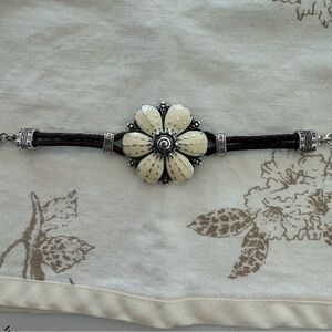 Brighton bracelet safari flower brown braided leather with heart lobster clasp